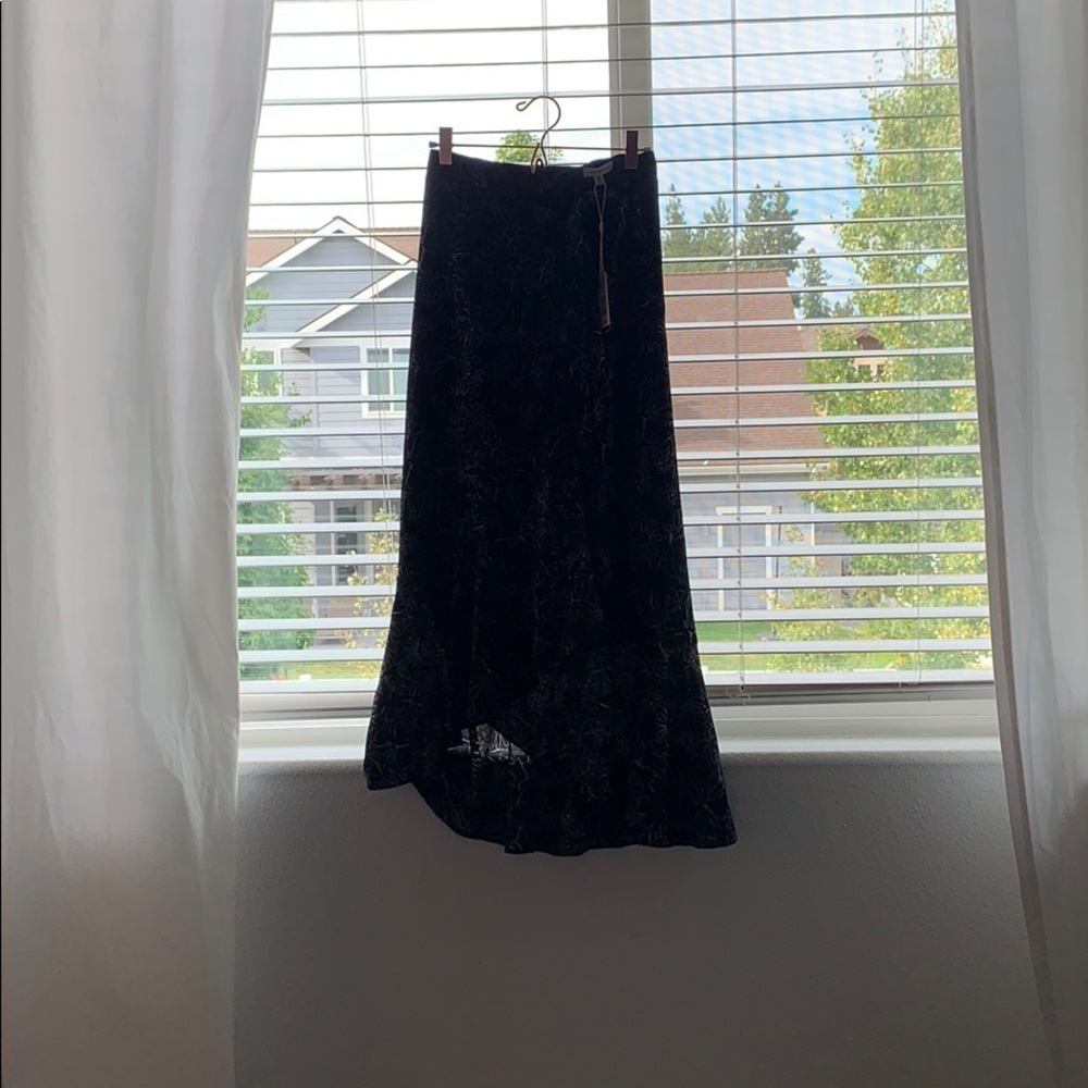 NWT max studio wrap skirt | XS